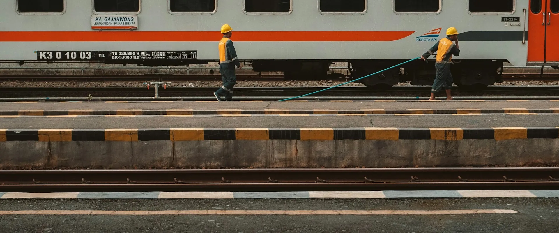 Rail maintenance operations